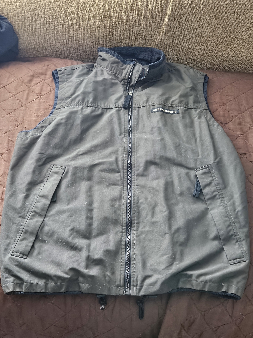 Abercrombie & Fitch Men's Green Zip-Up Utility Vest